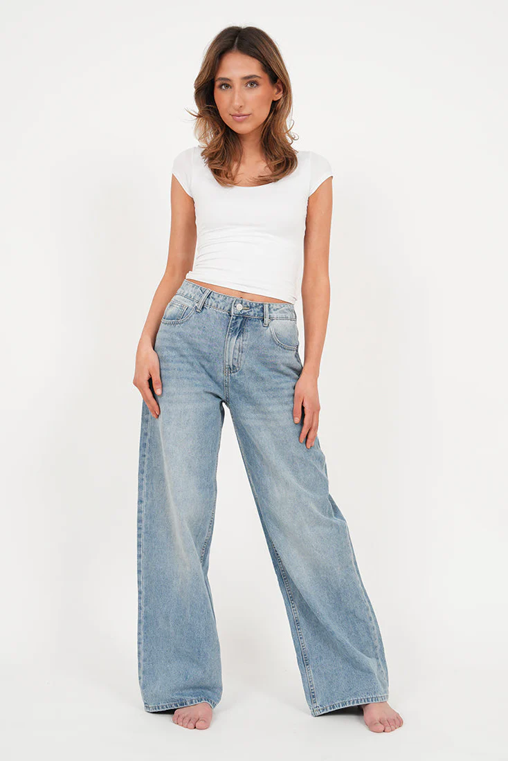 "Austin" wide leg jeans light blue - Image 3