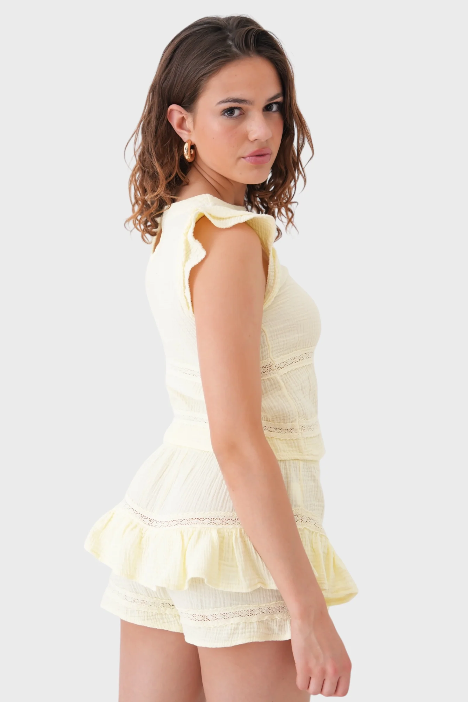 "Junies" short yellow - Image 2