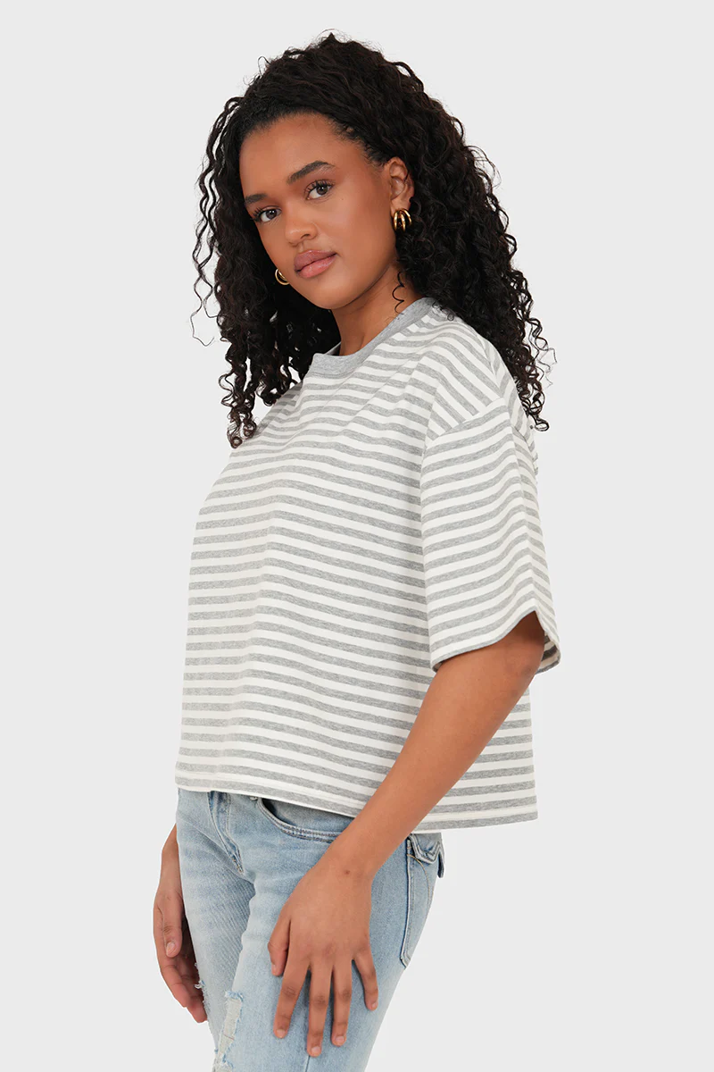 “Rae” striped t-shirt grey - Image 2
