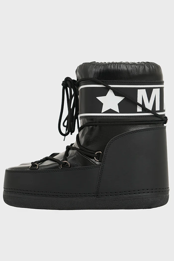 "Snowy" boots black